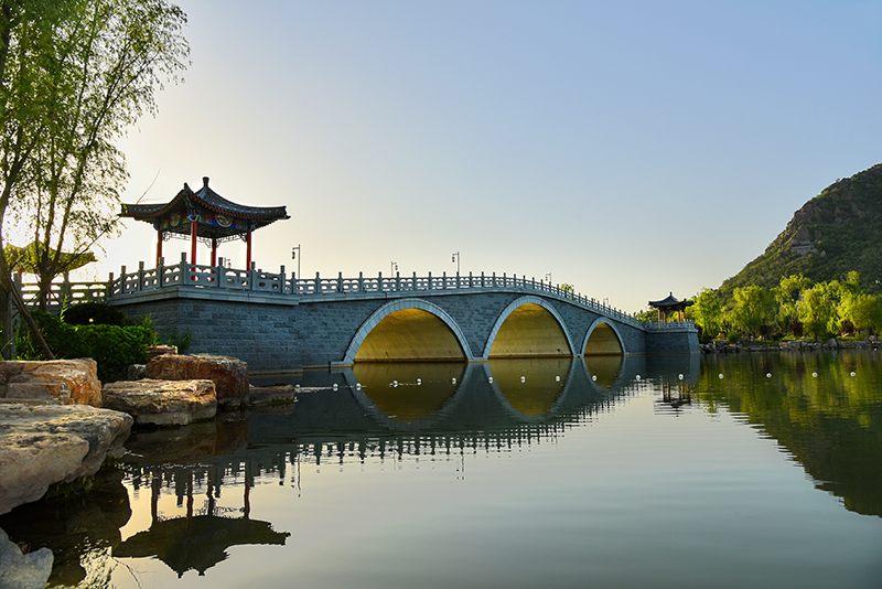 濟(jì)南華山洼濕地公園崇正橋、煙雨橋